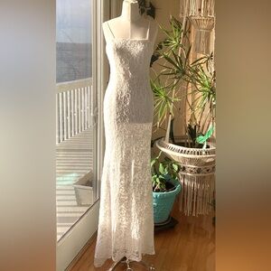 My Kind of Forever white floral embroidered Maxi dress size Medium